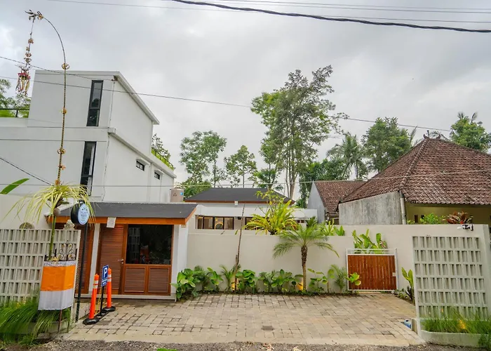 Villa Nganti Merta